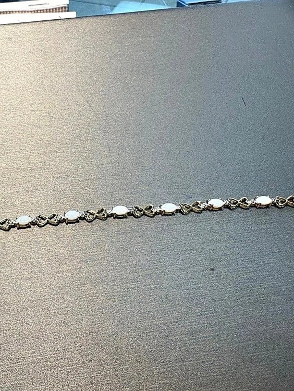 10 k Heart and Opal Link Bracelet